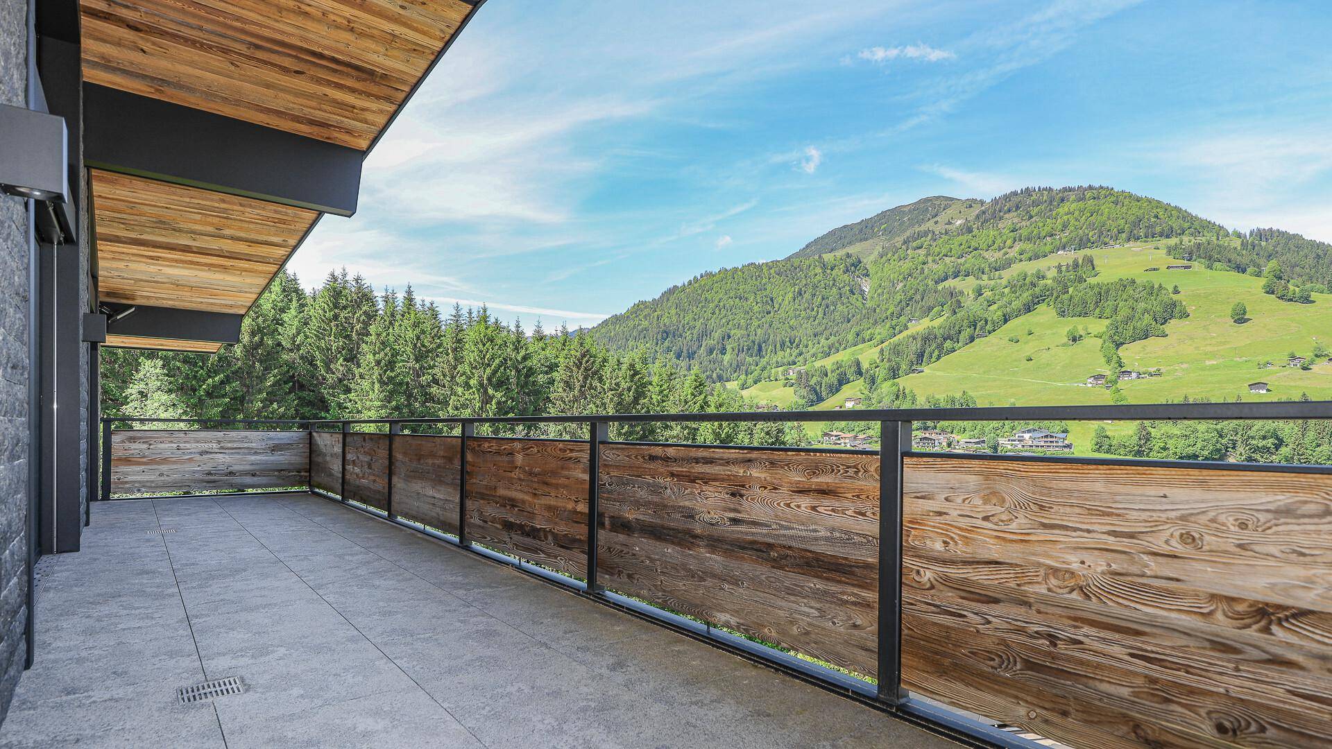 KITZIMMO-Luxusvilla mit Freizeitwohnsitz kaufen - Immobilien Kirchberg in Tirol.