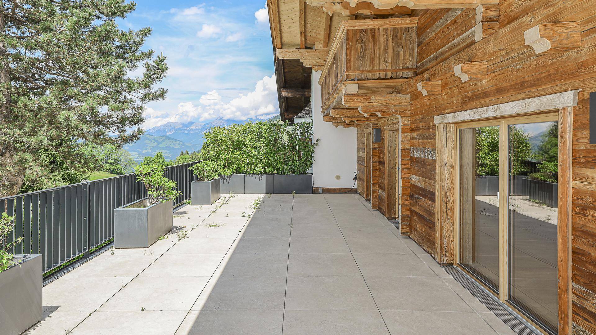 KITZIMMO-Anwesen in Toplage auf der Bichlalm kaufen - Immobilien Kitzbühel.