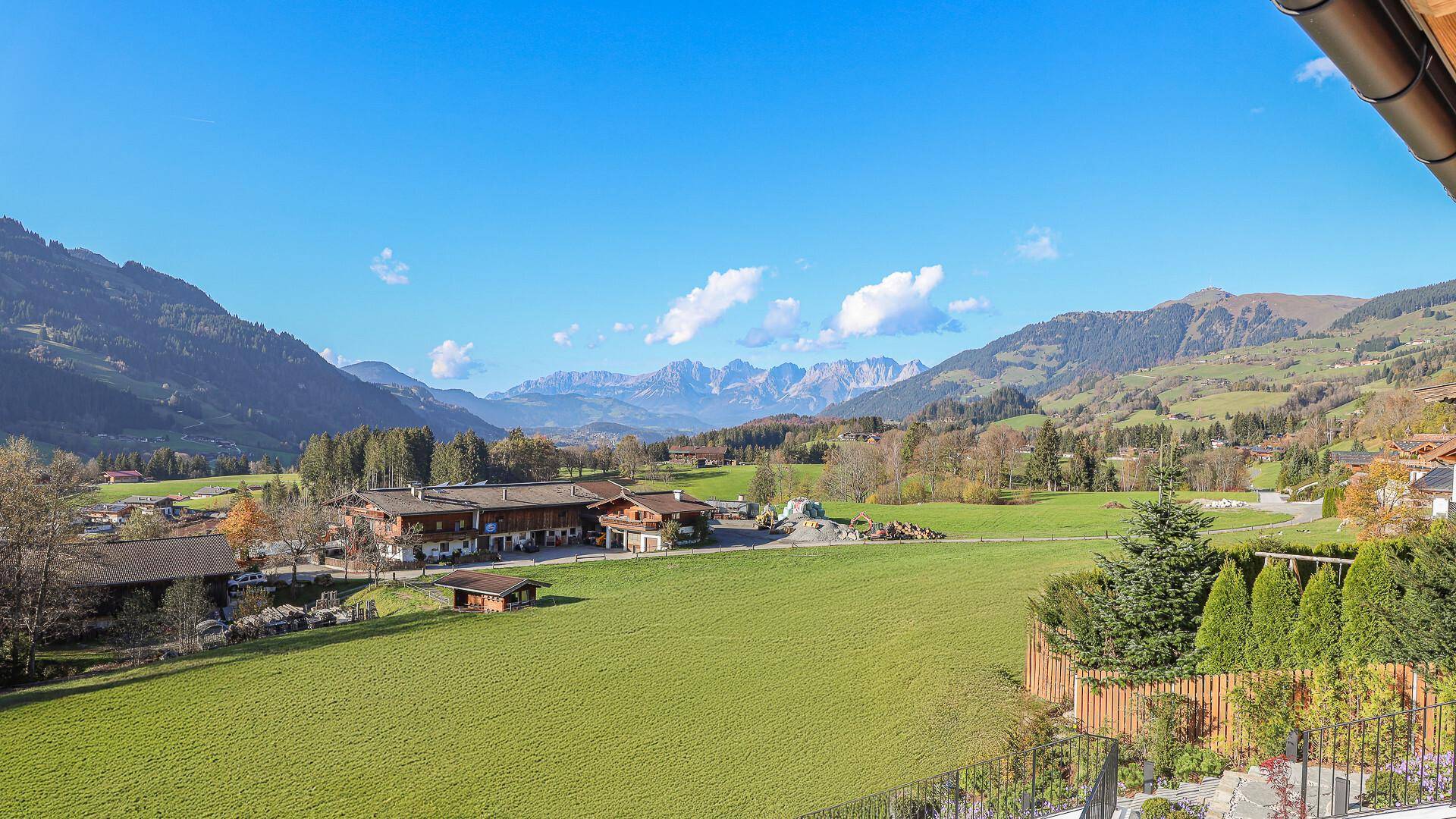 KITZIMMO-Luxusvilla in Toplage kaufen - Immobilien Aurach Kitzbühel.