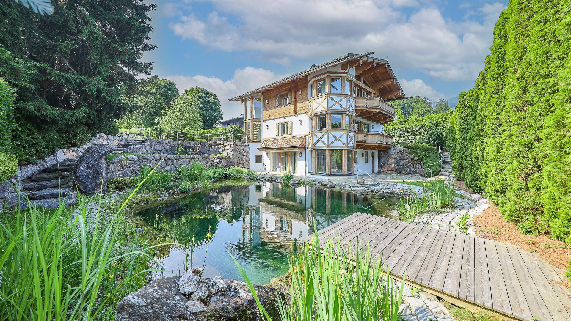 KITZIMMO-Exklusive Luxusvilla mit Freizeitwohnsitz auf der Bichlalm - Immobilien Kitzbühel.