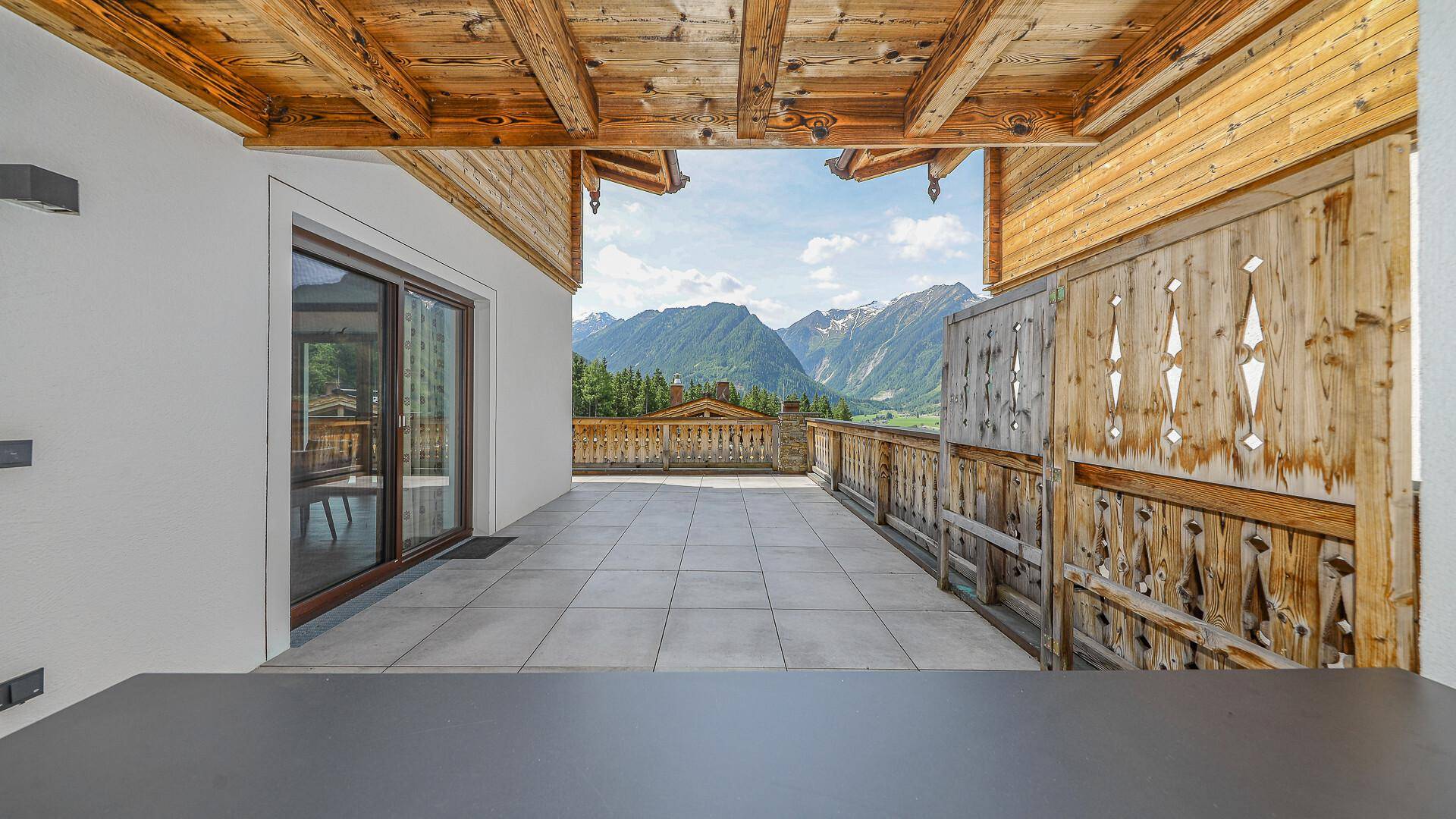 KITZIMMO-Exklusives Nationalpark Chalet in sonniger Ruhelage - Immobilien Neukirchen.