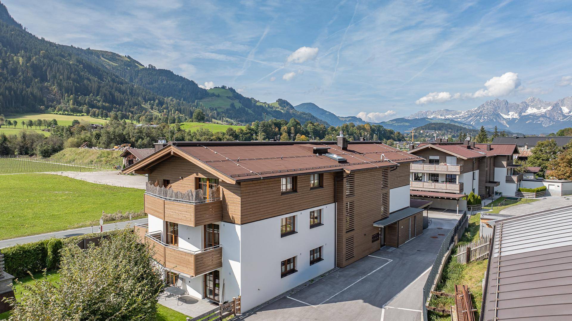 KITZIMMO-exklusive Neubauwohnung mit Hahnenkammblick - Immobilien Kitzbühel.