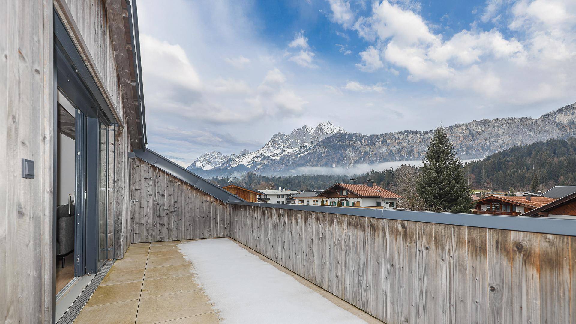 KITZIMMO-Luxus-Penthouse mit Kaiserblick kaufen - Immobilien St. Johann.