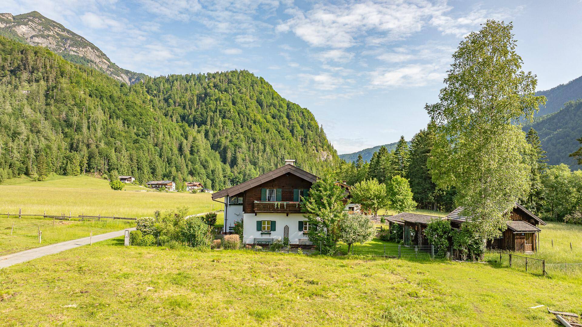 KITZIMMO-Haus in idyllischer Ruhelage kaufen - Immobilien Kirchdorf in Tirol.