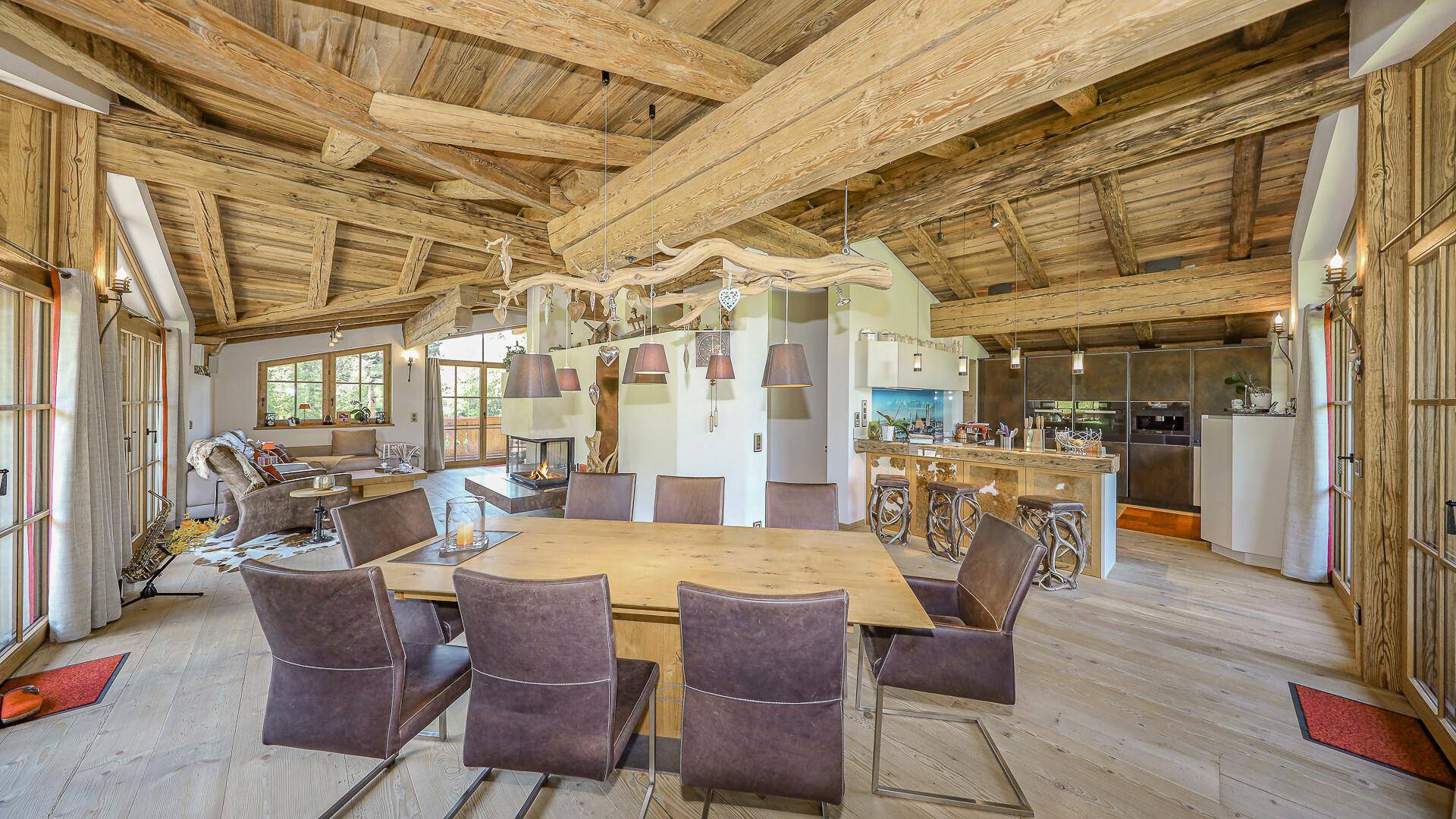 KITZIMMO-Luxusvilla mit Kaiserblick in Alleinlage kaufen - Immobilien Scheffau.