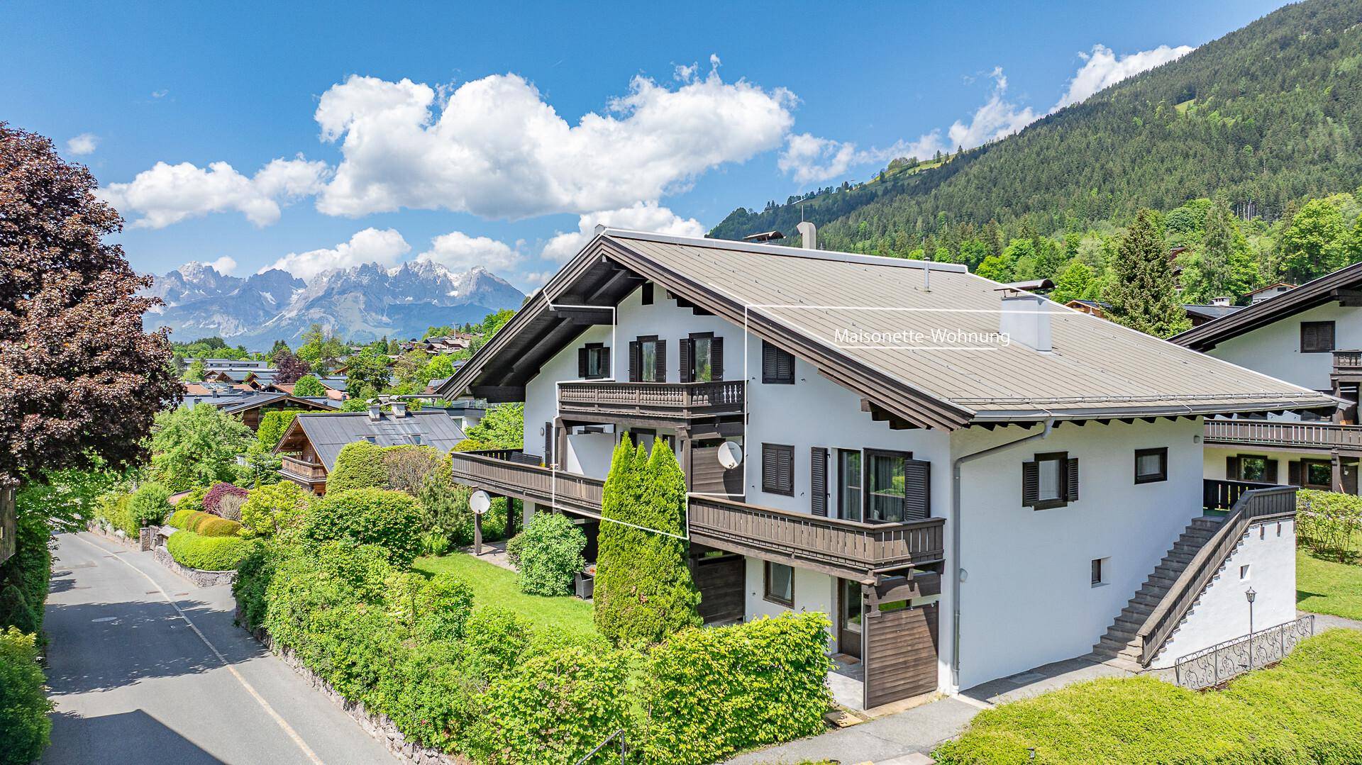 KITZIMMO-Exklusiver Freizeitwohnsitz am Sonnberg mit Panoramablick kaufen - Immobilien Kitzbühel.