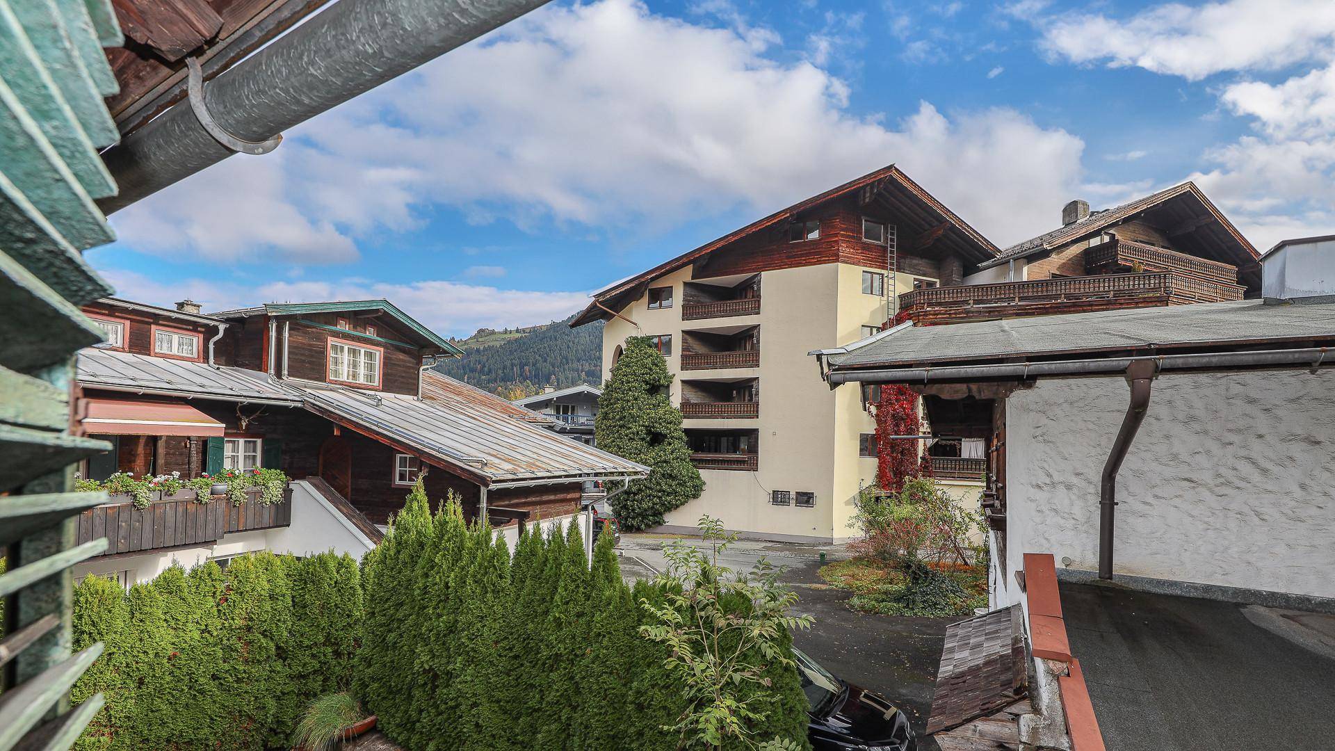 KITZIMMO-Knappenhaus in zentraler Ruhelage kaufen - Immobilien Kitzbühel.