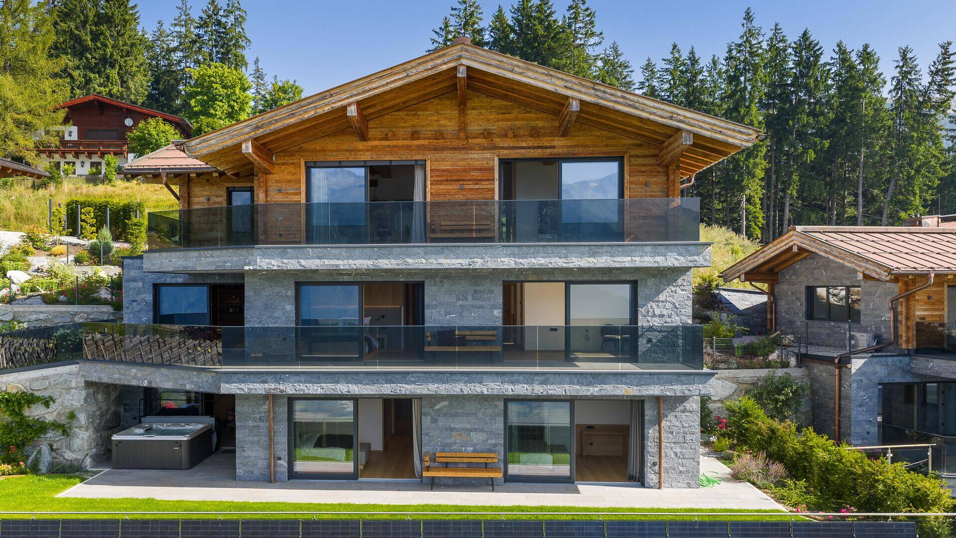 KITZIMMO-Luxusvilla mit Freizeitwohnsitz kaufen - Immobilien Kitzbühel.
