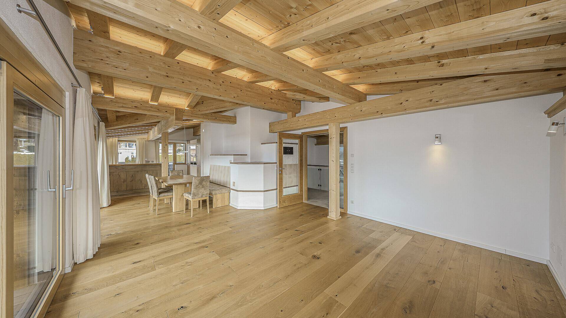 Großzügiger Neubau mit Panoramablick am Fuße des Wilden Kaisers - Ansicht 2