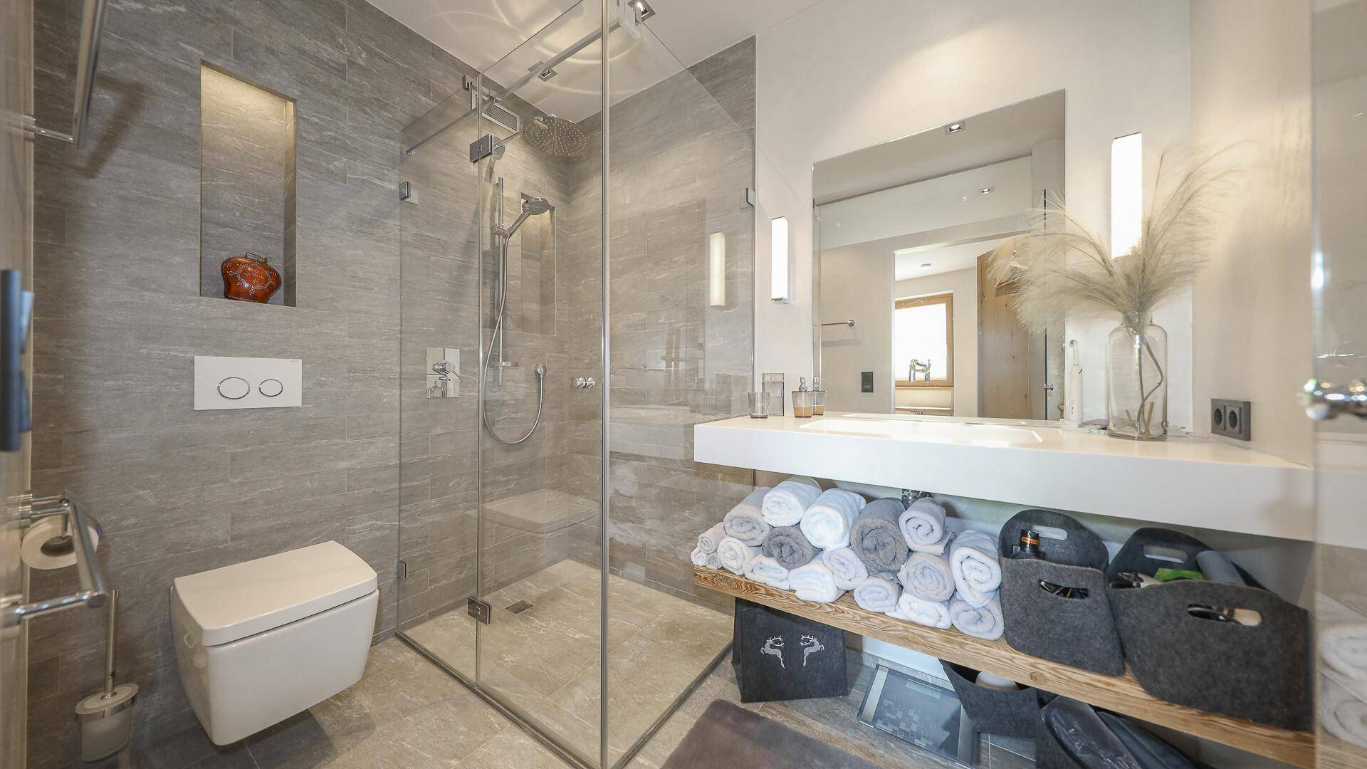KITZIMMO-Exklusives Ski in / Ski out Apartment in zentraler Lage - Immobilien Kirchberg.