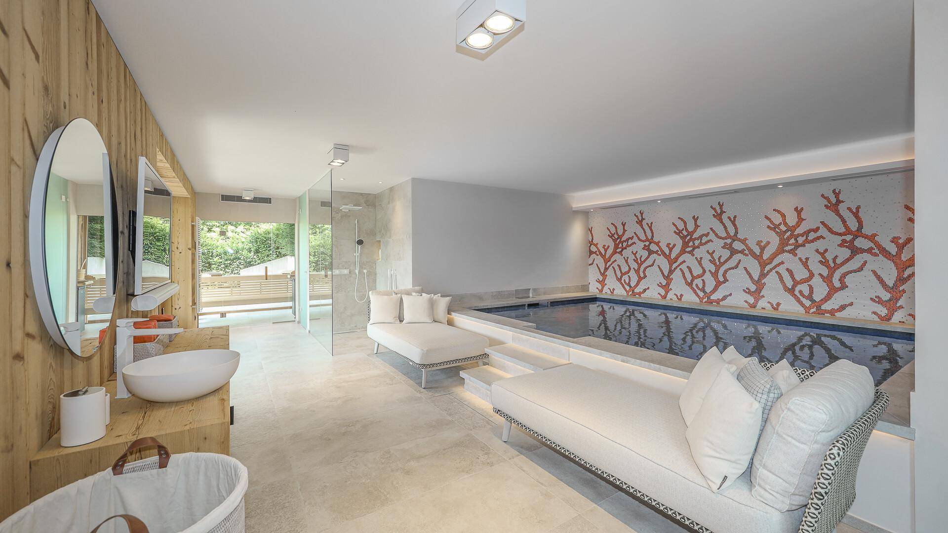 KITZIMMO-Luxusvilla in prominenter Toplage kaufen - Immobilien Aurach bei Kitzbühel.