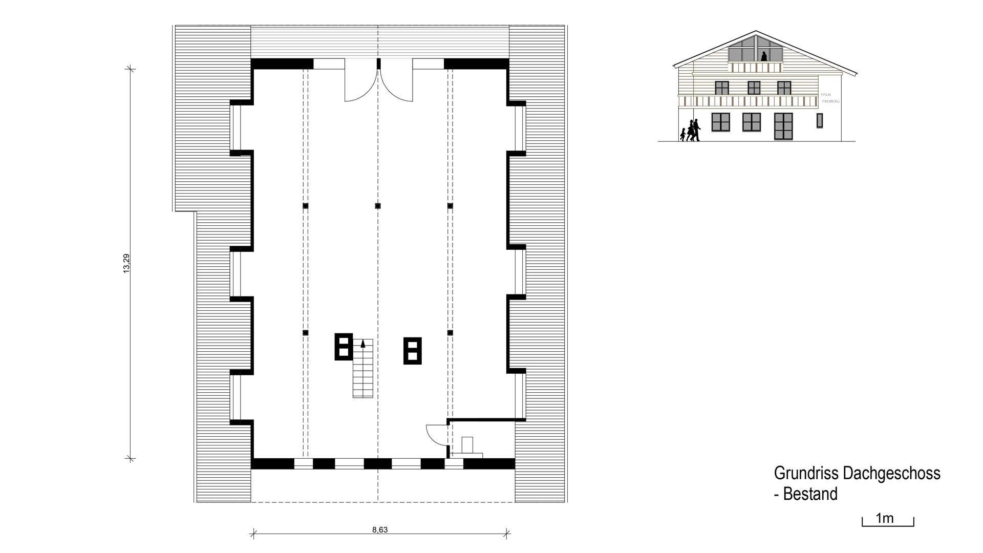 Grundriss des Dachgeschosses mit offenem Raum und Zugang zu einem Balkon.