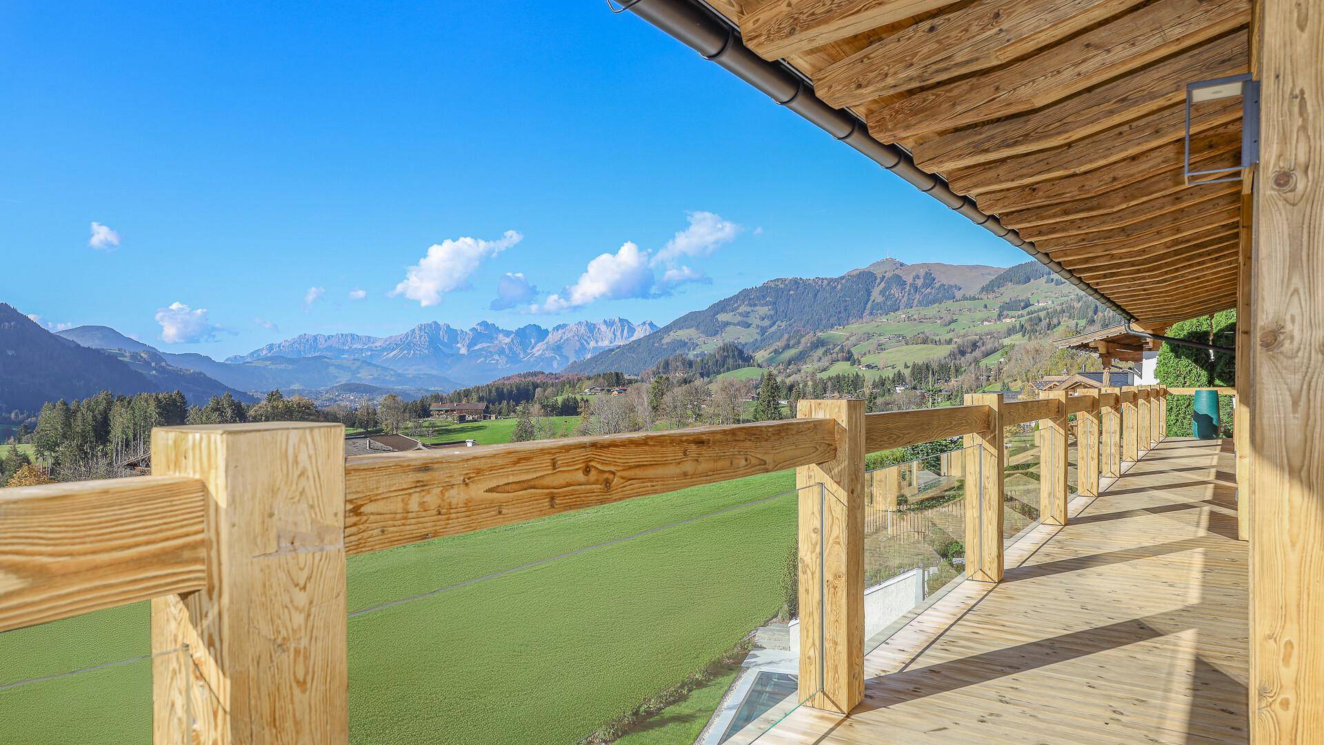 KITZIMMO-Luxusvilla in Toplage kaufen - Immobilien Aurach Kitzbühel.