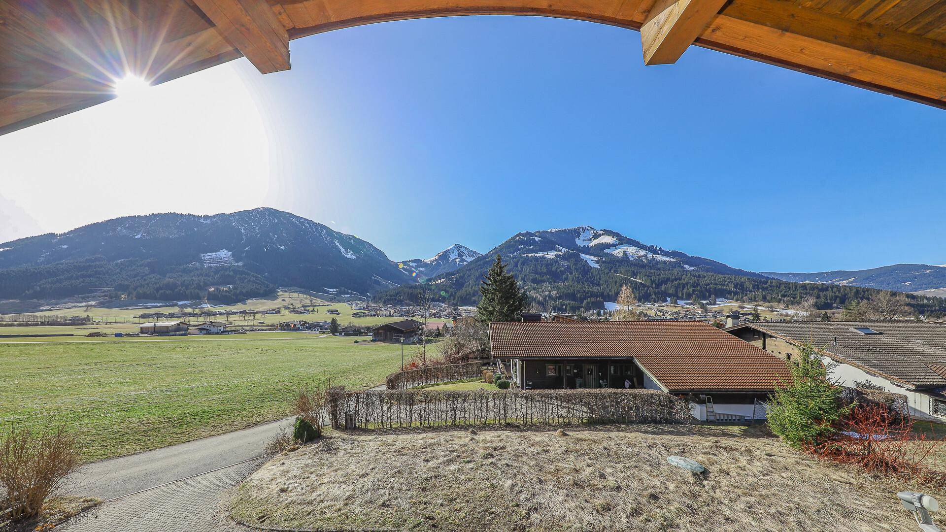 KITZIMMO-Baugrundstück mit Altbestand in Toplage - Immobilien Brixen im Thale.