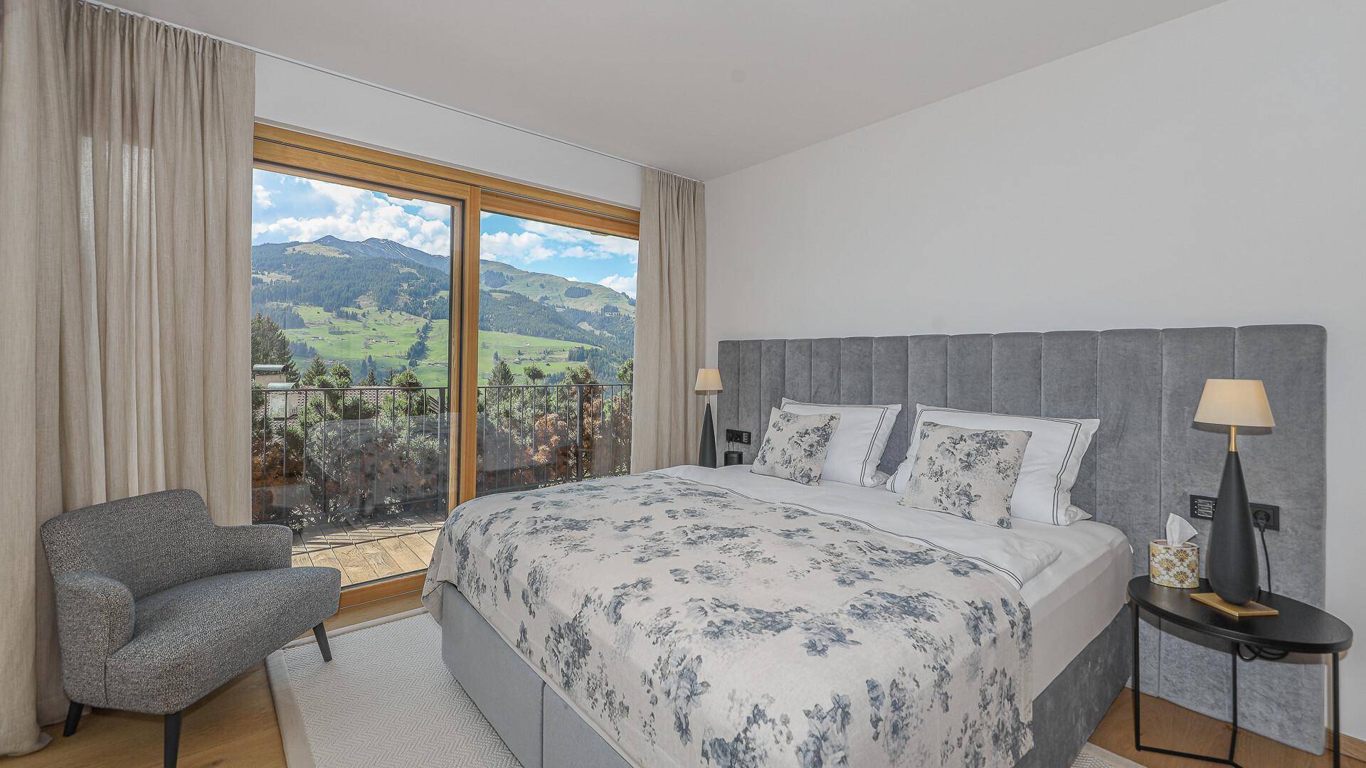 KITZIMMO-Luxusvilla in prominenter Toplage kaufen - Immobilien Aurach bei Kitzbühel.