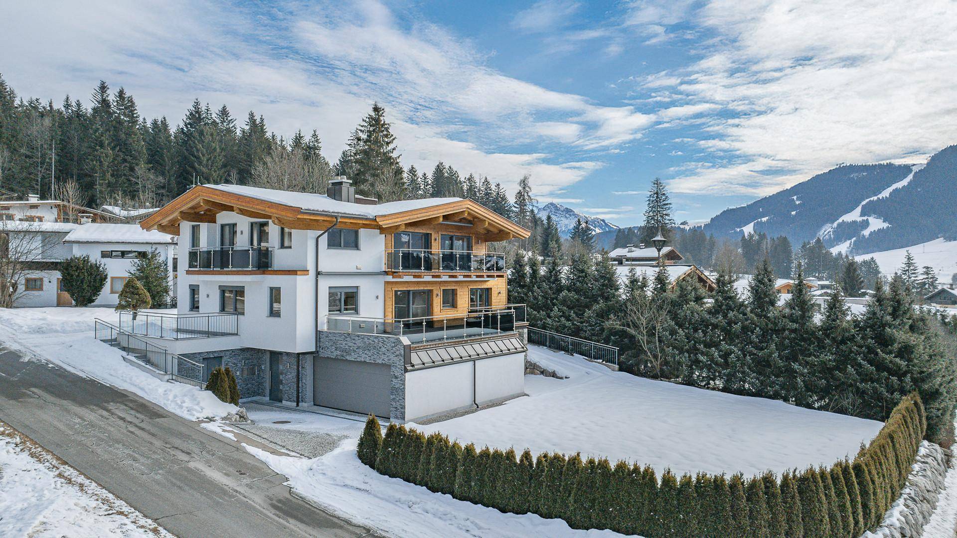 KITZIMMO-Neubauvilla in sonniger Top-Ruhelage kaufen - Immobilien Ellmau am Wilden Kaiser.