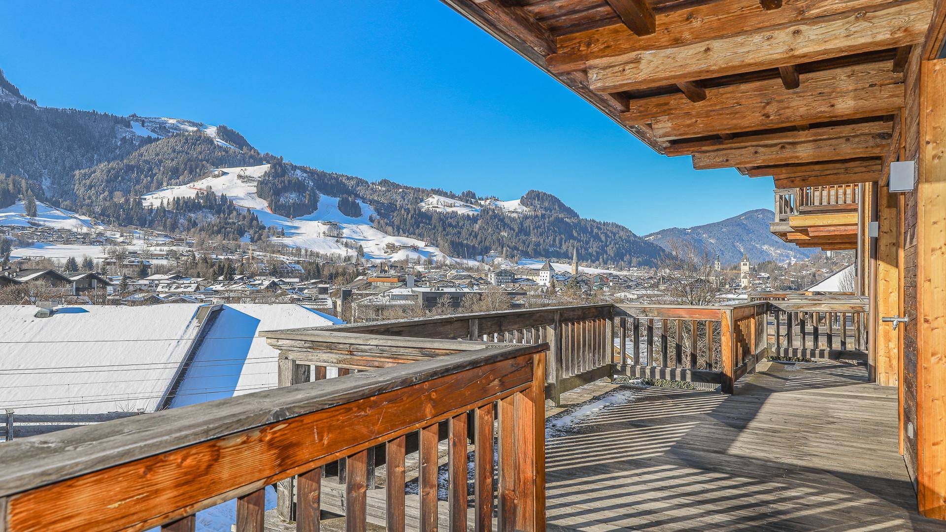 KITZIMMO-Luxus-Penthouse-Maisonette in Toplage am Sonnberg kaufen - Immobilien Kitzbühel.