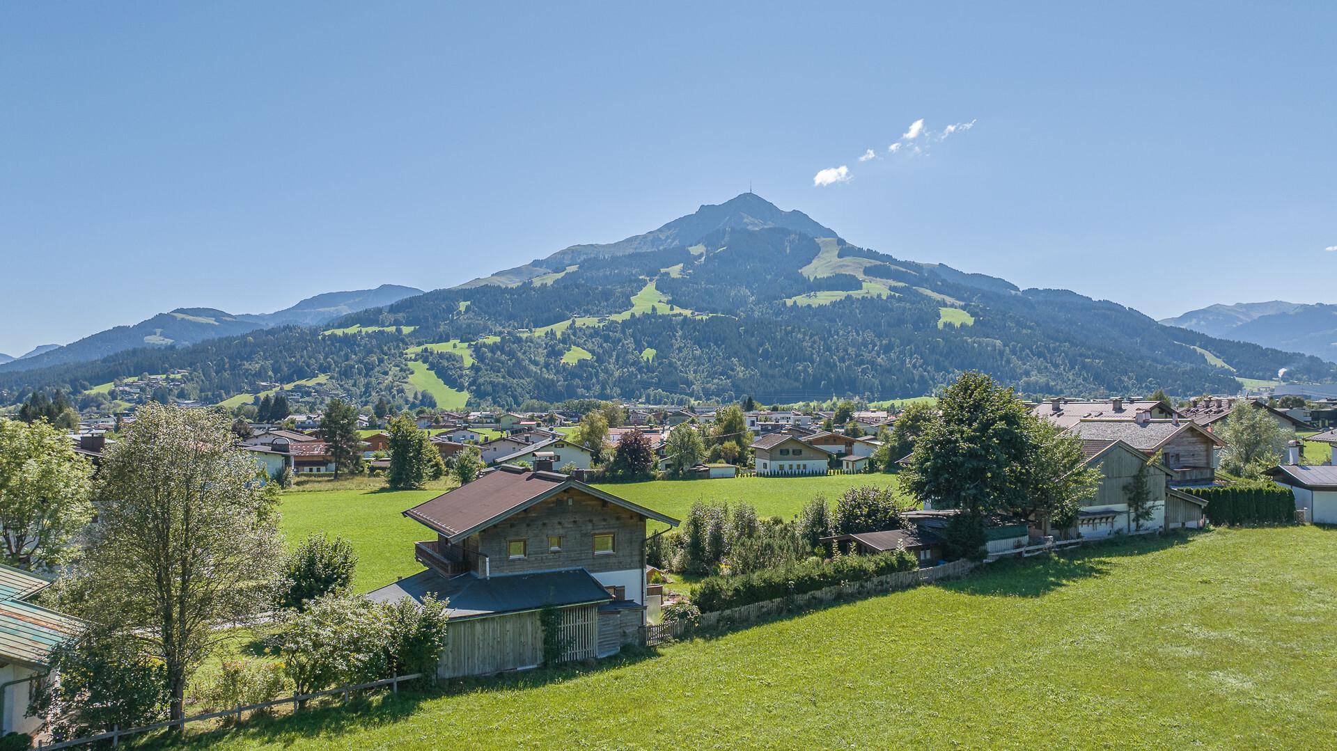 KITZIMMO-Baugrundstück mit Altbestand in Toplage kaufen - Immobilien St. Johann.
