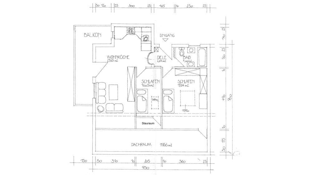 Handgezeichneter Grundriss mit Balkon, Wohnküche, zwei Schlafzimmern und Bad.
