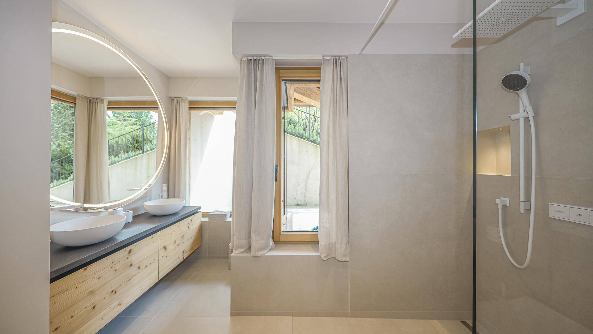 KITZIMMO-Luxusvilla in prominenter Toplage kaufen - Immobilien Aurach bei Kitzbühel.