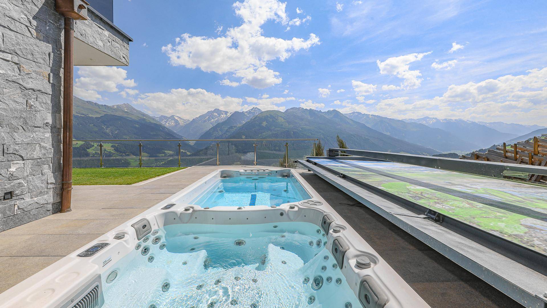 KITZIMMO-Luxusvilla mit Freizeitwohnsitz kaufen - Immobilien Kitzbühel.