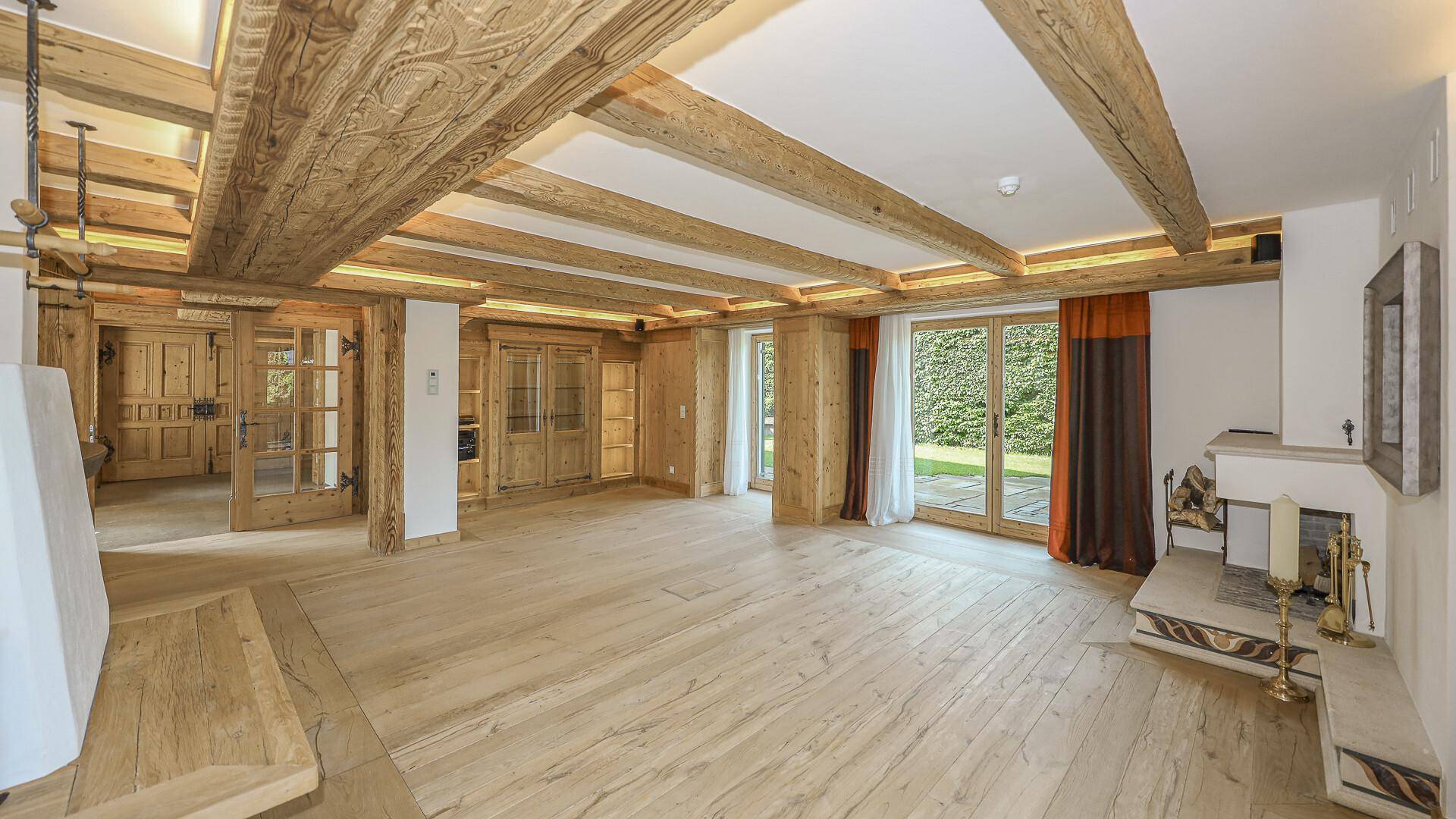 KITZIMMO-Exklusive Luxusvilla mit Freizeitwohnsitz auf der Bichlalm - Immobilien Kitzbühel.
