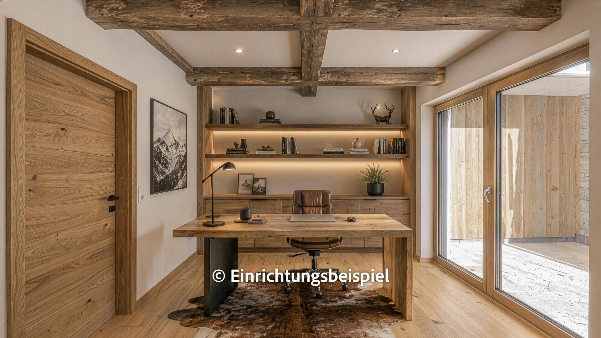 Stilvolles Büro mit Holzbalken, Schreibtisch und Bücherregal.