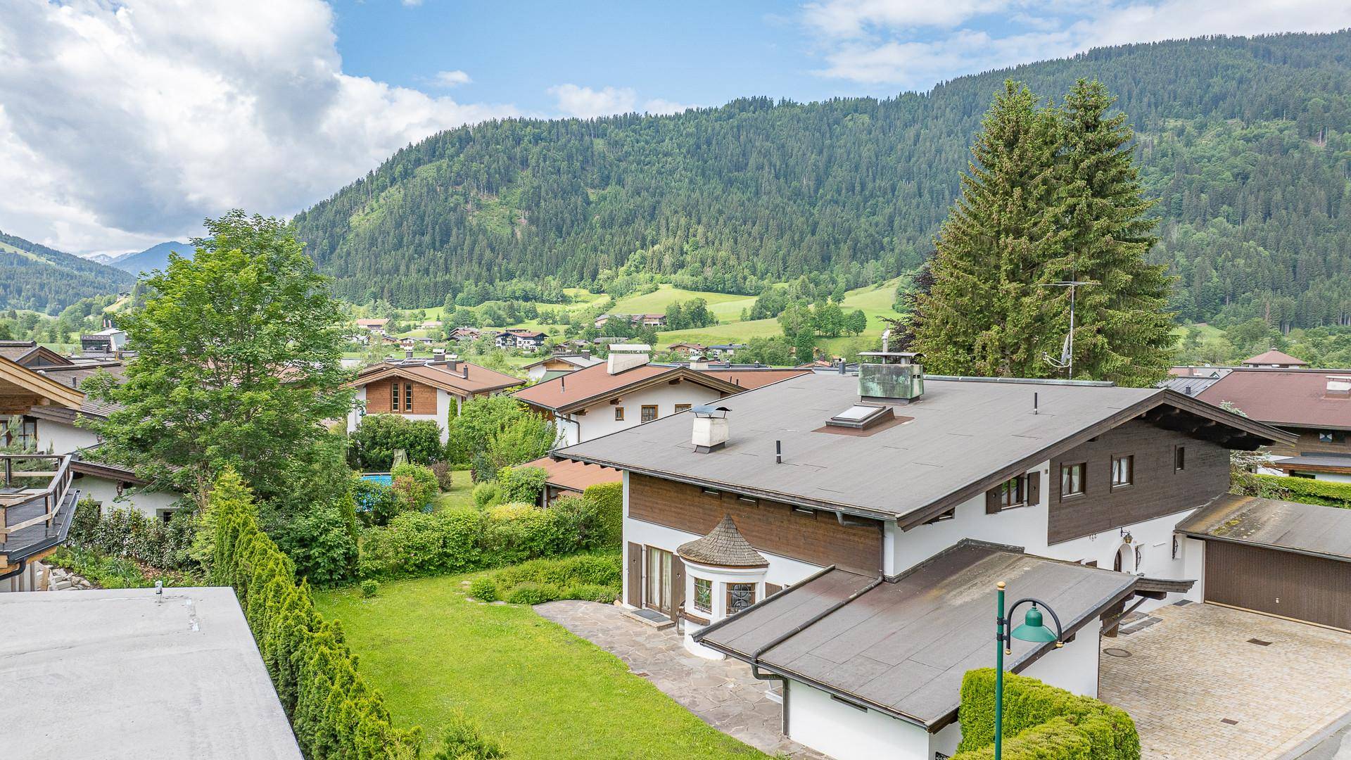 KITZIMMO-Haushälfte mit Freizeitwohnsitz in Toplage - Immobilien Reith.