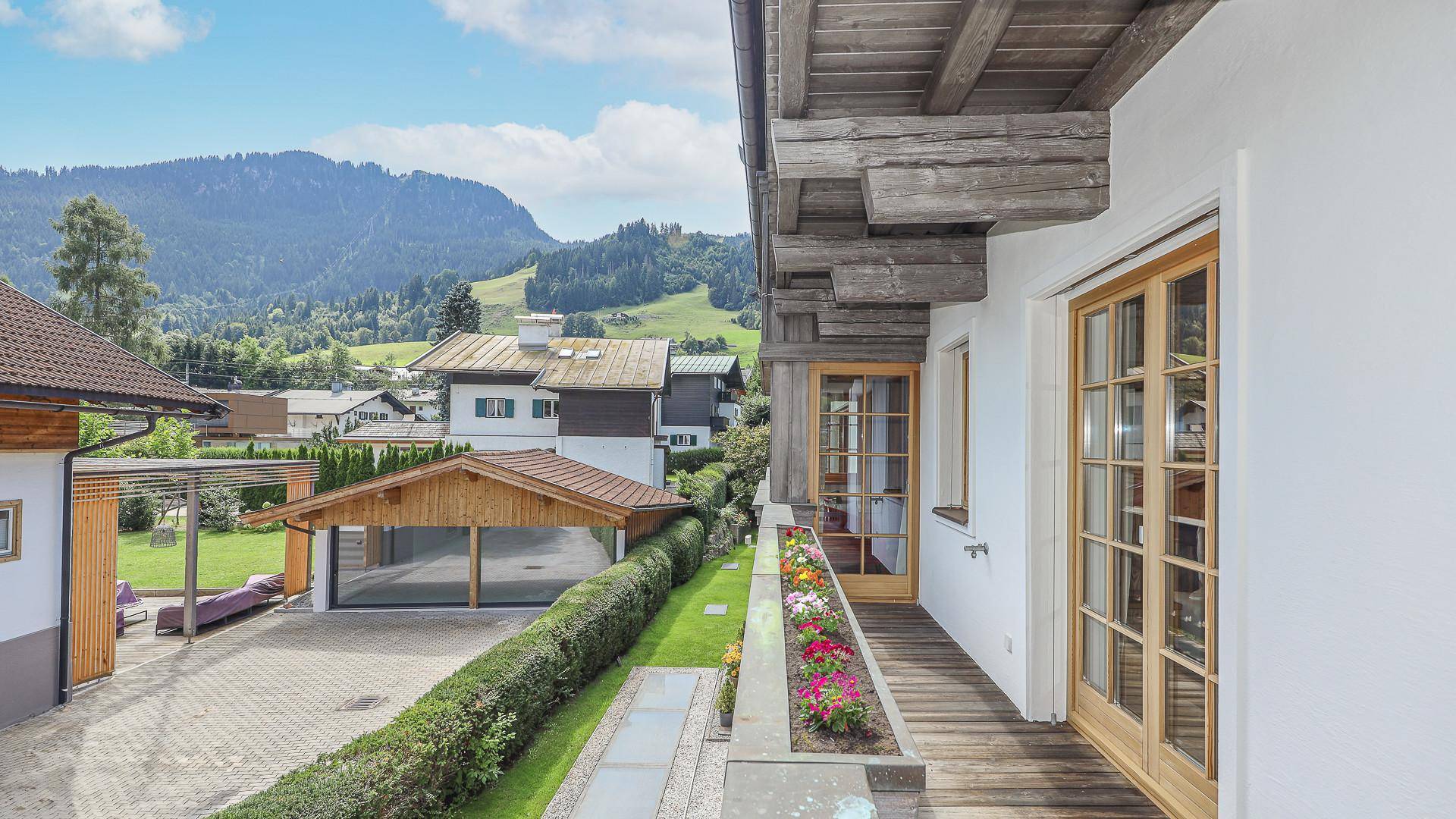 KITZIMMO-Luxuswohnung mit Pool in zentraler Toplage - Immobilien Kitzbühel.