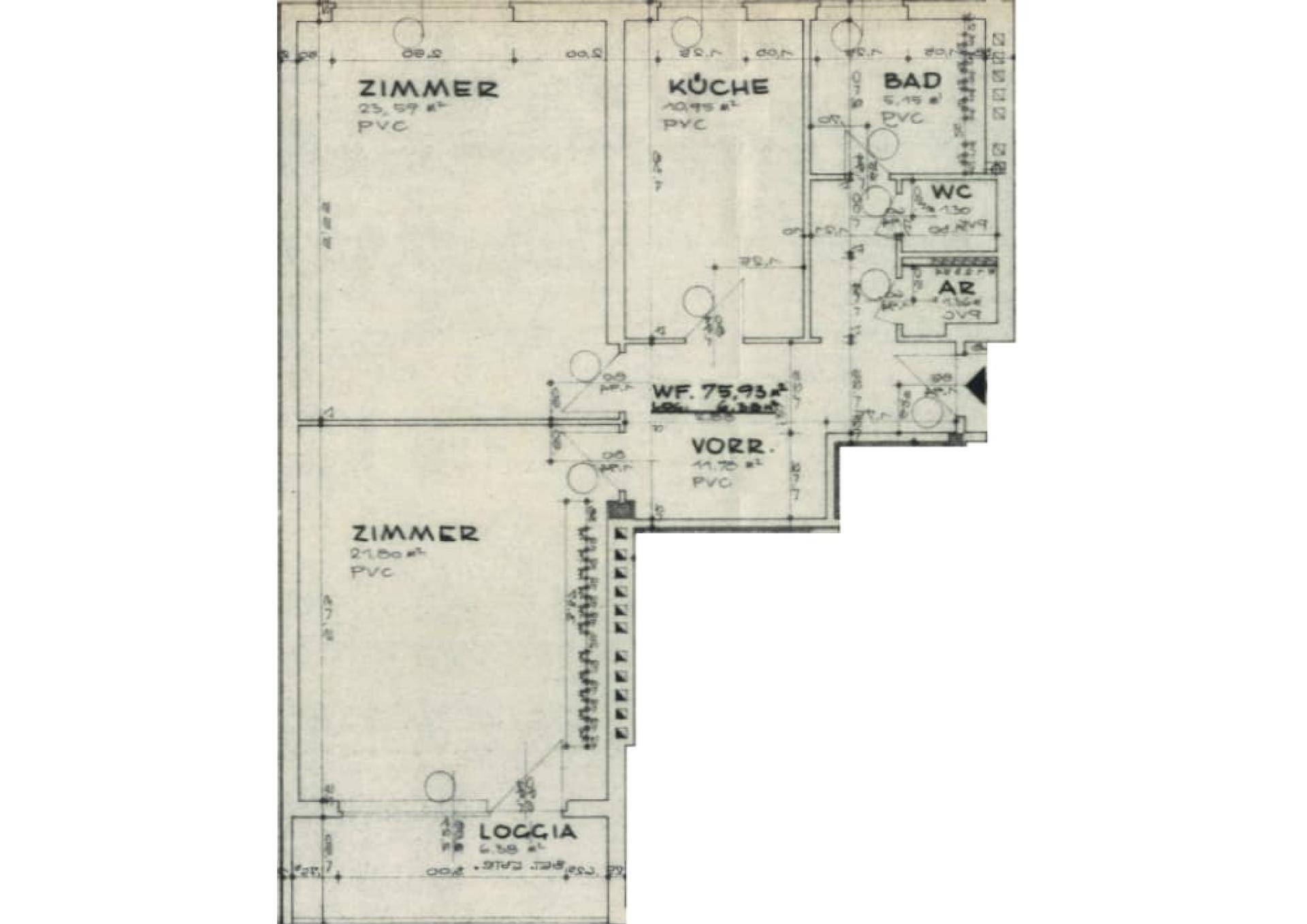 Detaillierter Grundriss einer Wohnung mit Zimmern, Küche, Bad und Loggia.