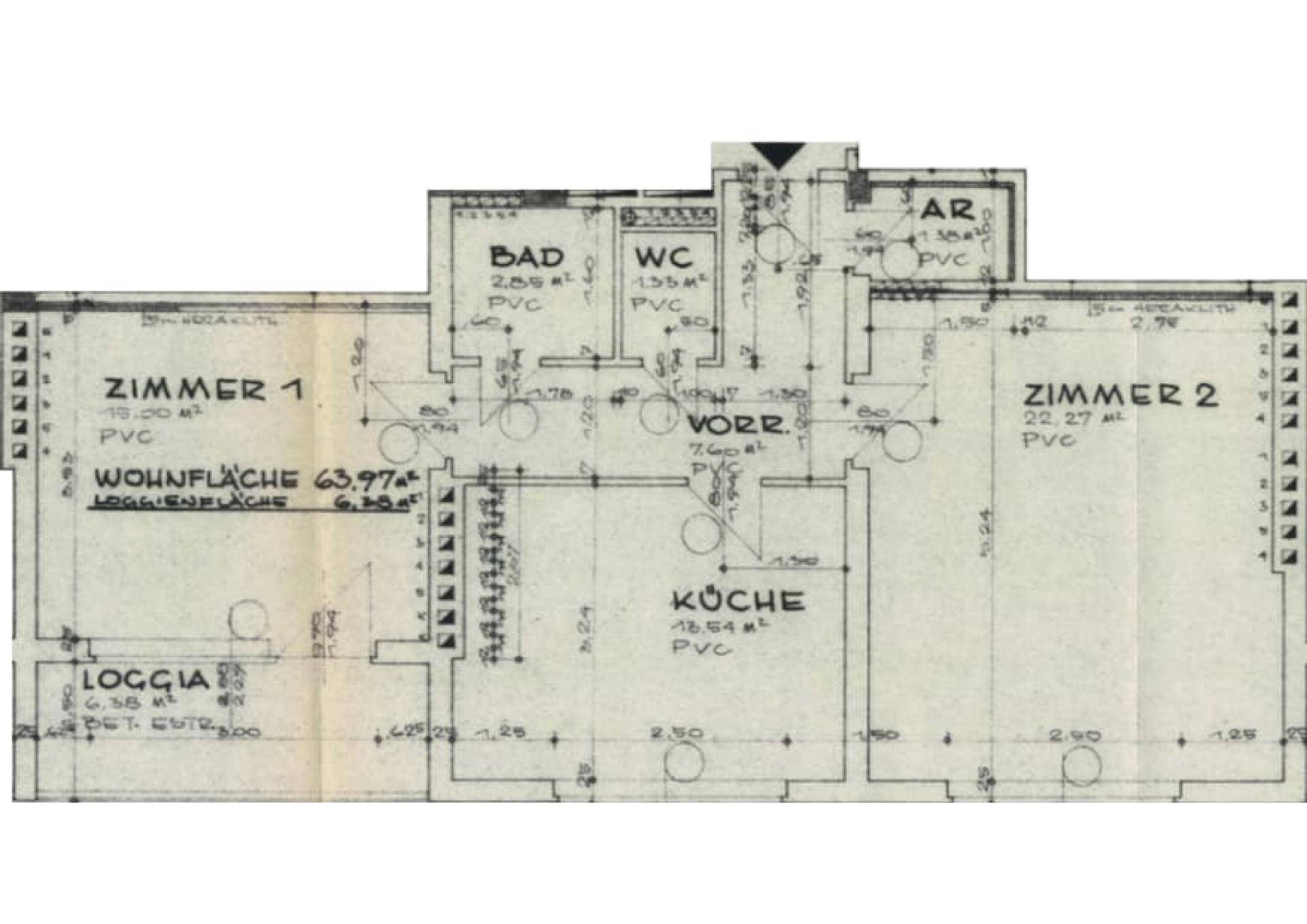 Grundrissplan einer Wohnung mit zwei Zimmern, Küche, Bad, WC und Loggia.