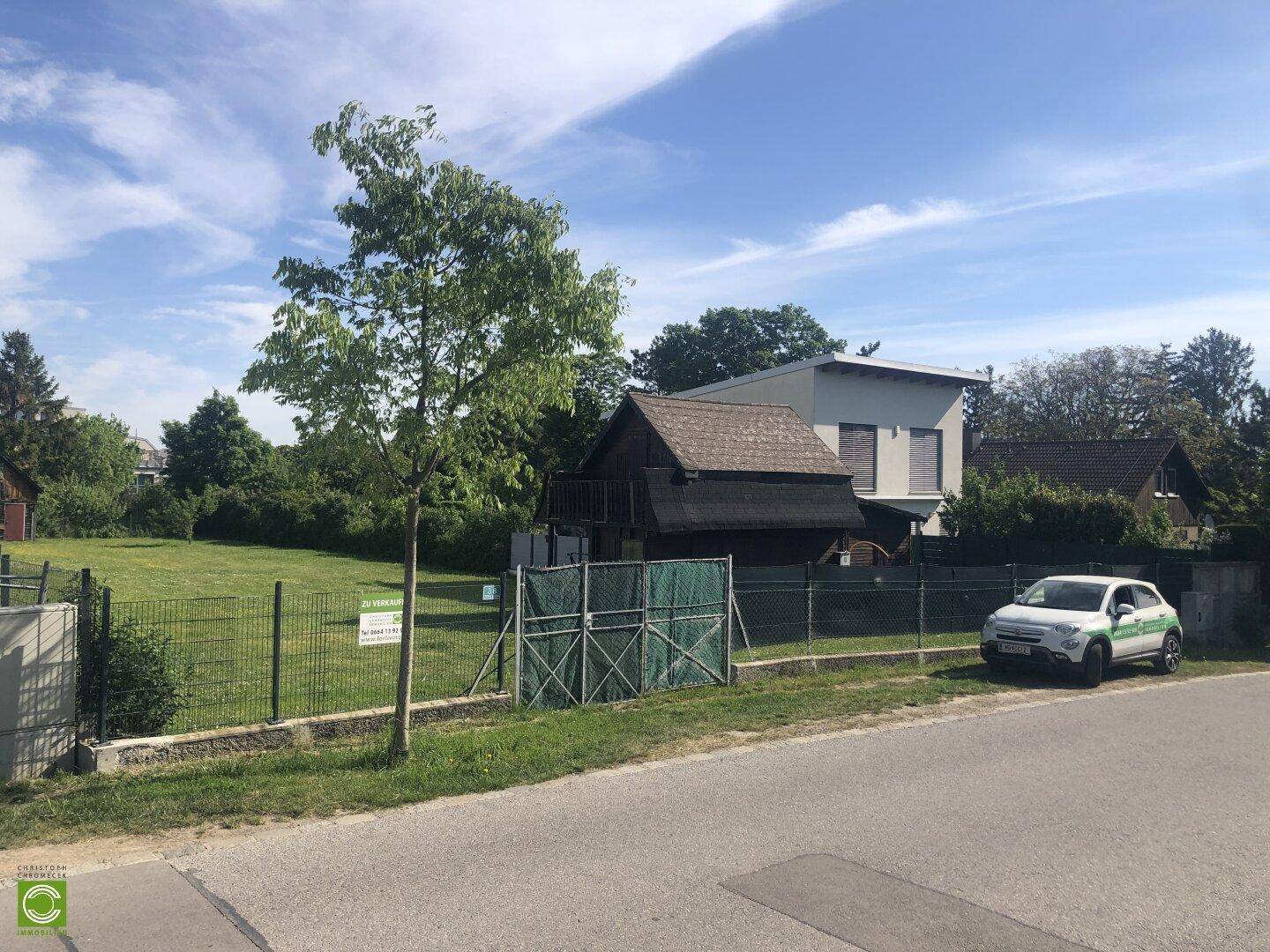 CHRISTOPH CHROMECEK IMMOBILIEN - BRUNN AM GEBIRGE - Zwei mal 796 m² ebener Baugrund! - Mehr