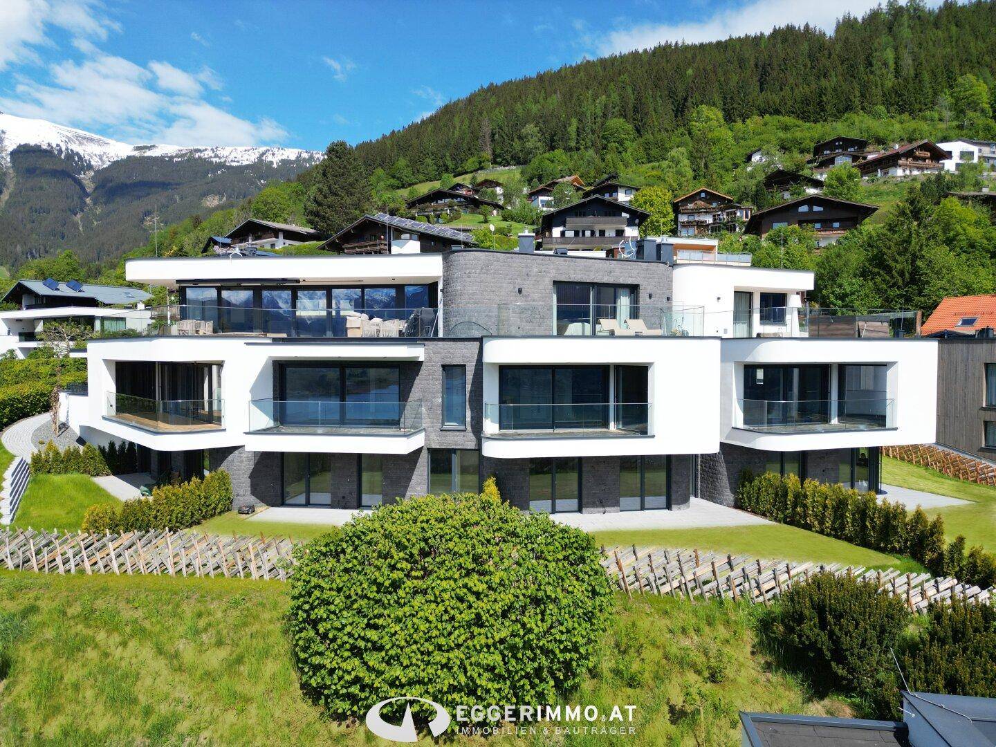 Neubau Deluxe Eigentumswohnung mit traumhaftem Weitblick auf den Zeller See | Erstbezug | Garten | nur 5 Einheiten - Ansicht 3