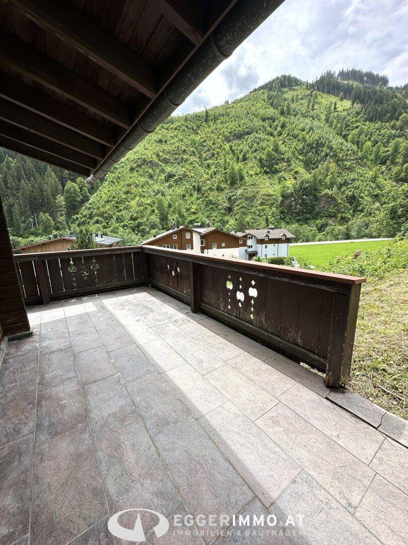 5752 Viehhofen: die GELEGENHEIT! uriges Landhaus mit viel Potential und Zweitwohnsitzwidmung, 910m² Grundstück !! Weitblick, Garage, Terrasse, - Ansicht 4