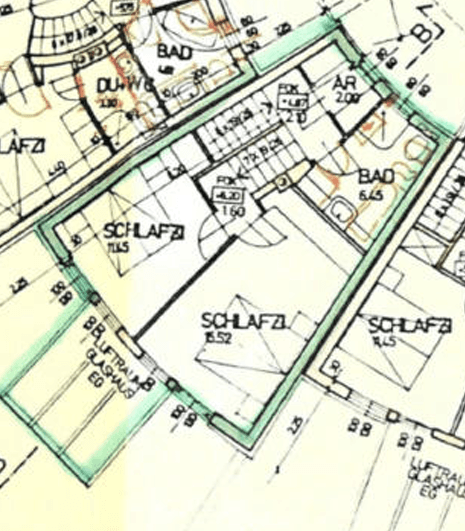 Grundriss des Obergeschosses mit mehreren Schlafzimmern und Badezimmern.