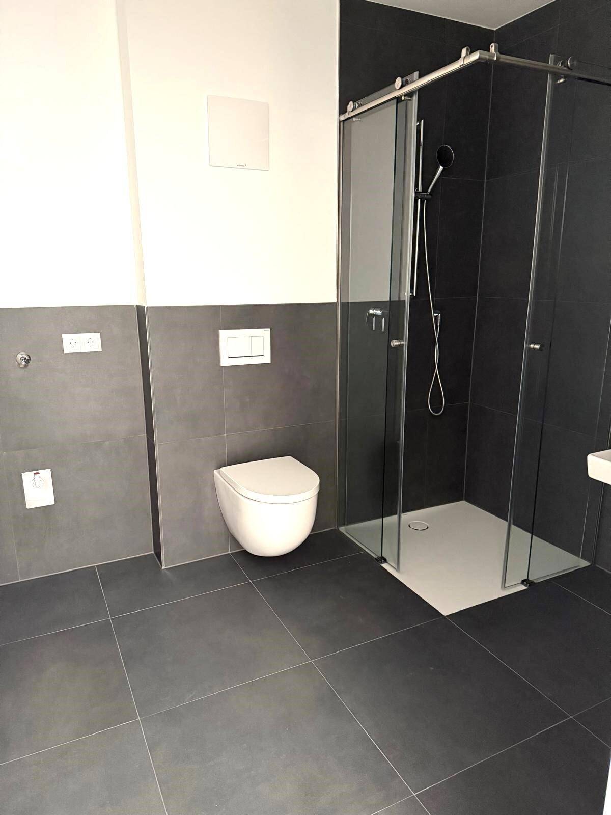 hochwertiges Badezimmer
