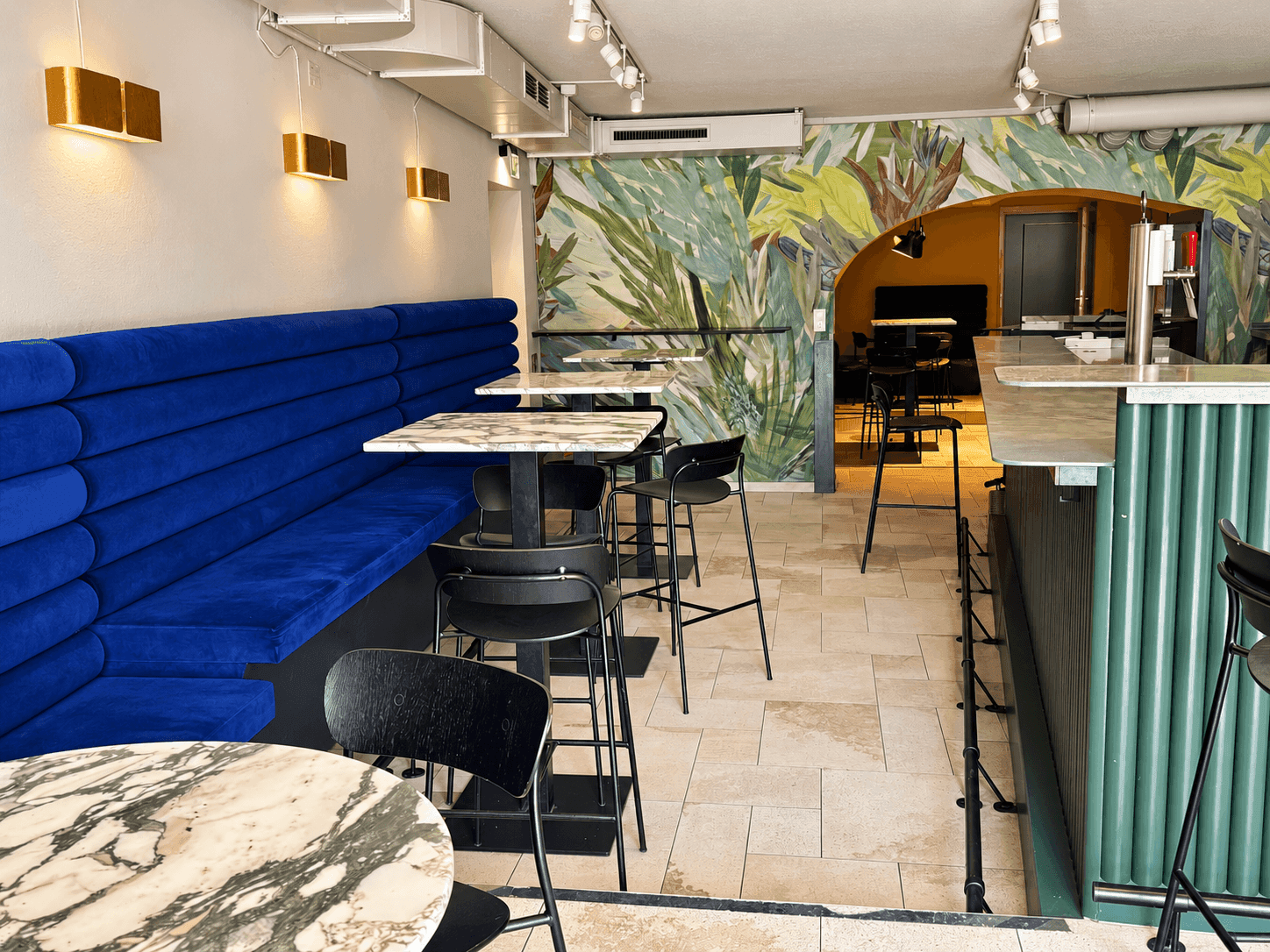 Café/Lounge