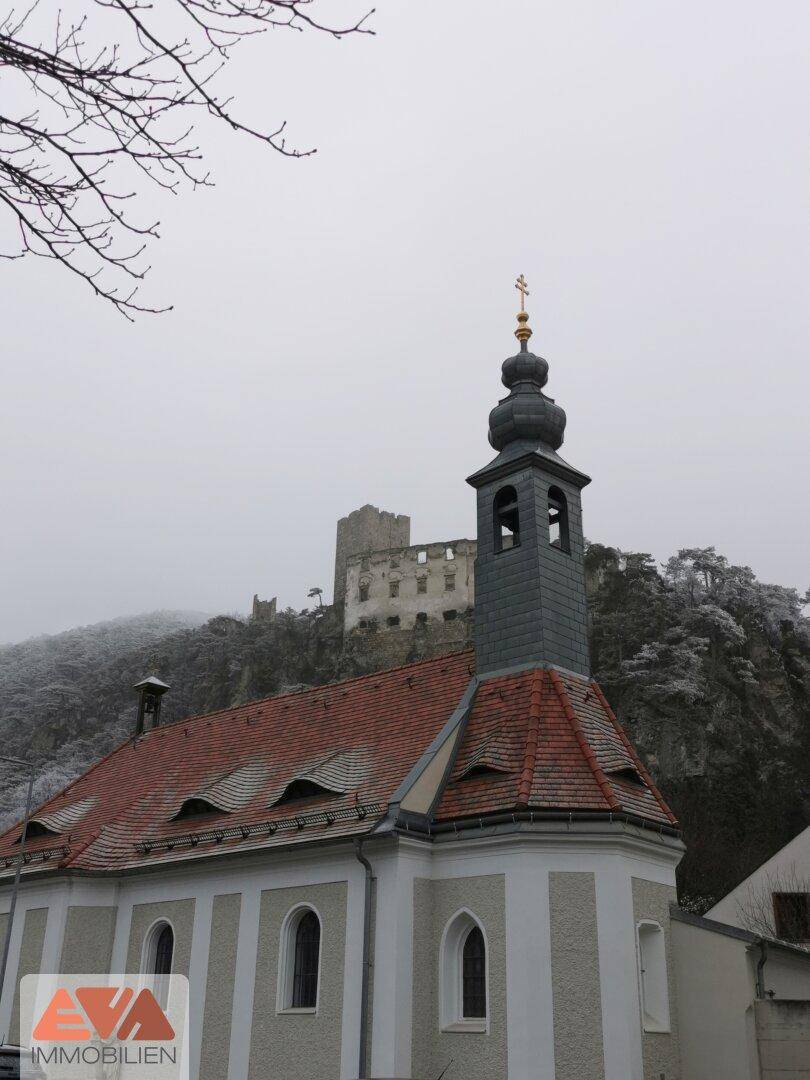 Burg Rauhenstein und St. Helena-Kirche