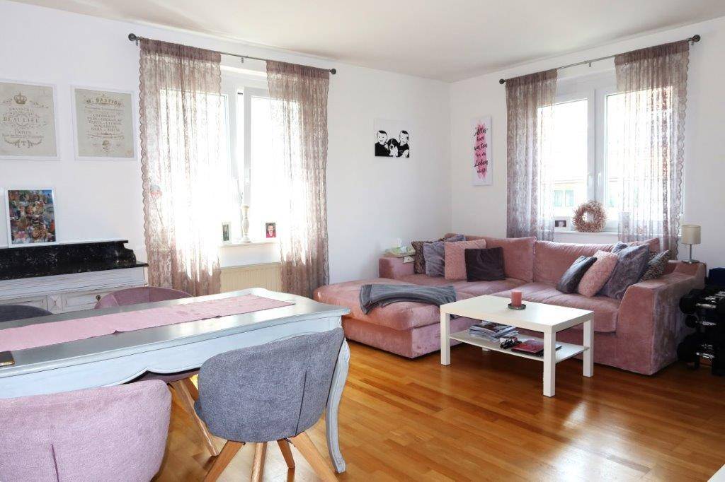 2-Wohnzimmer