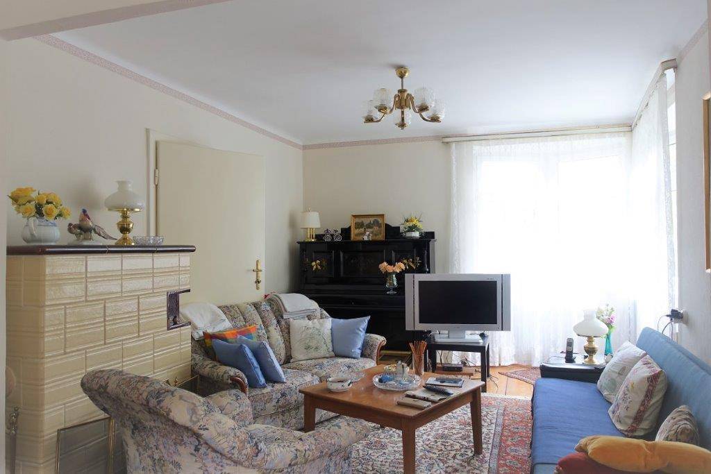 Erdgeschoß-Wohnzimmer links
