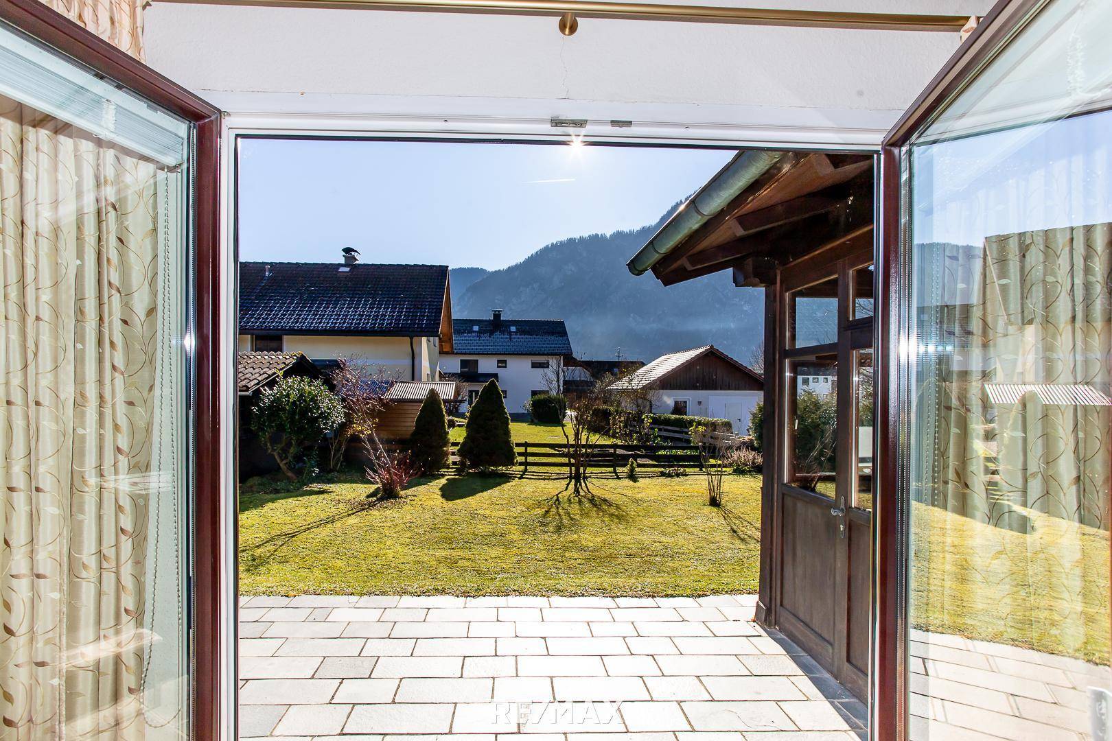 Ausgang auf Terrasse