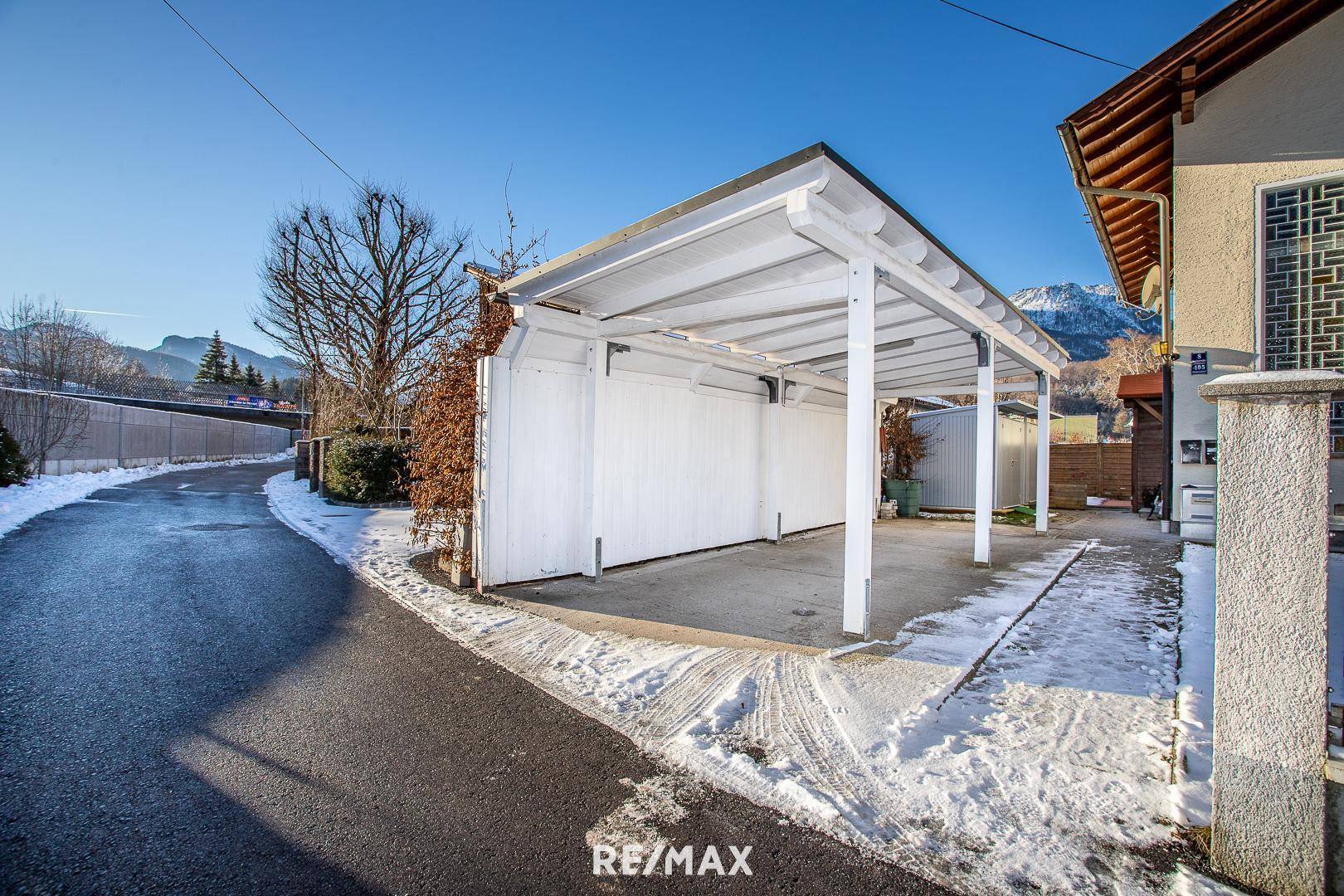 Carport