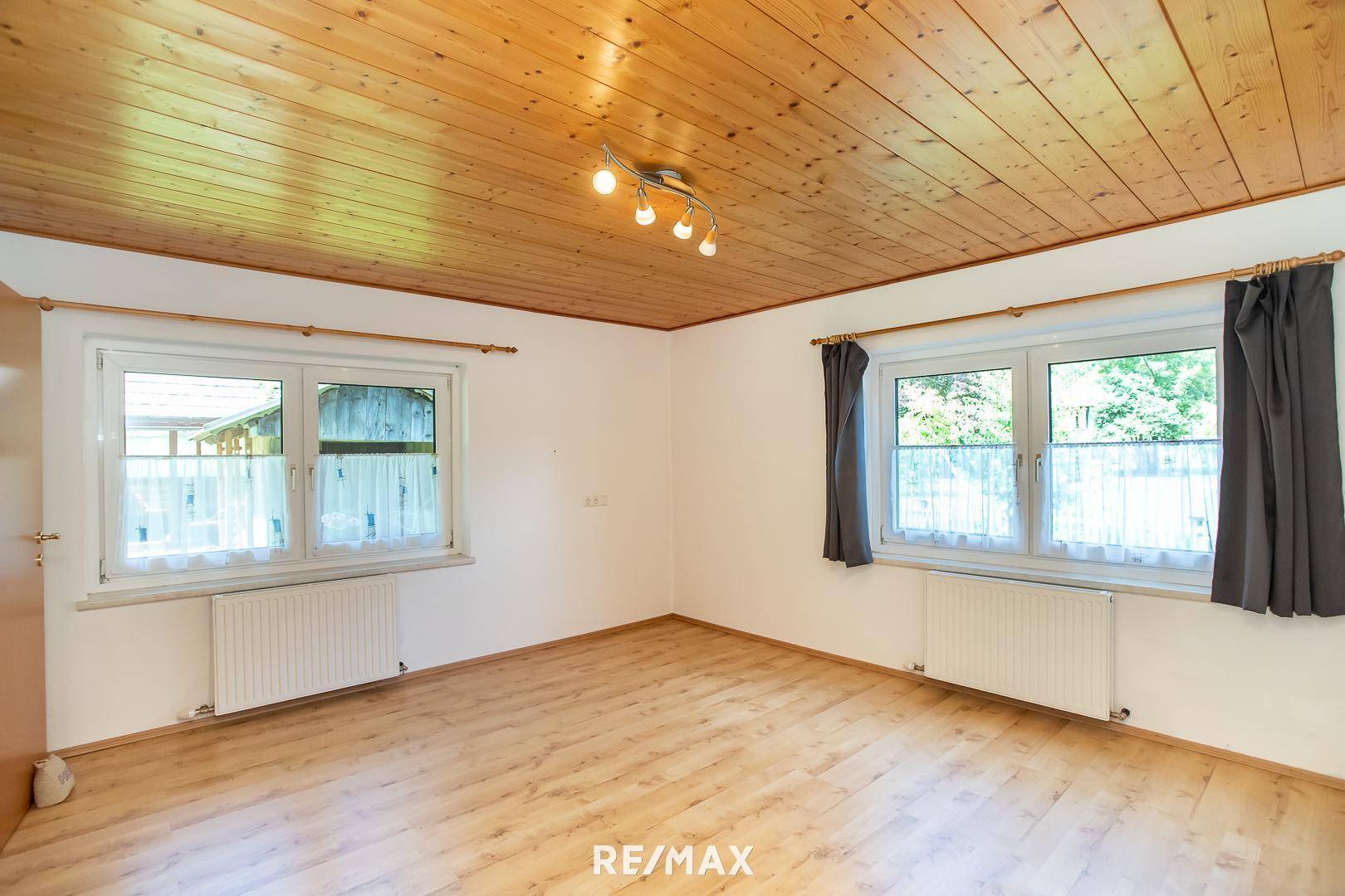Schlafzimmer Untergeschoss