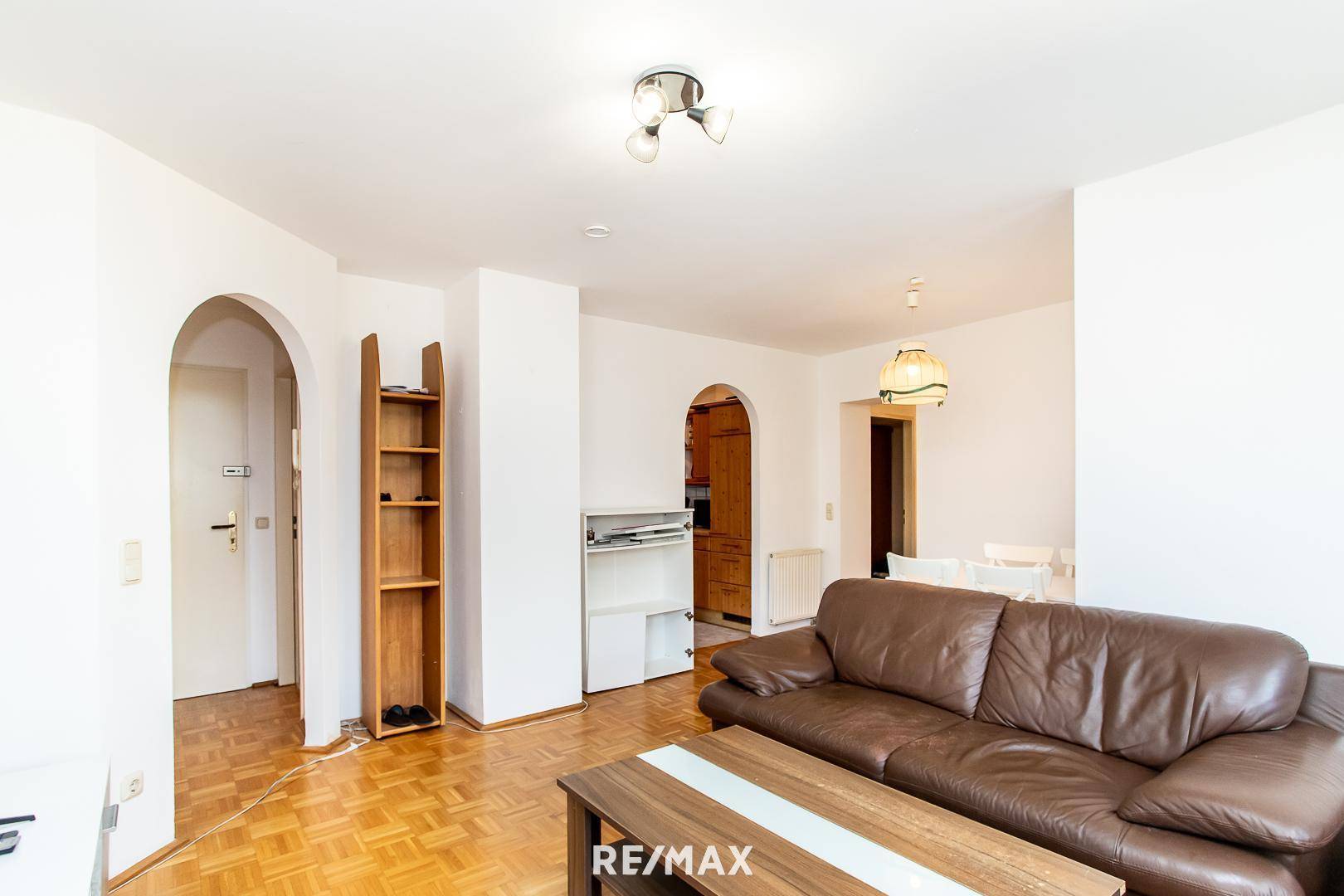 Blick ins Wohnzimmer