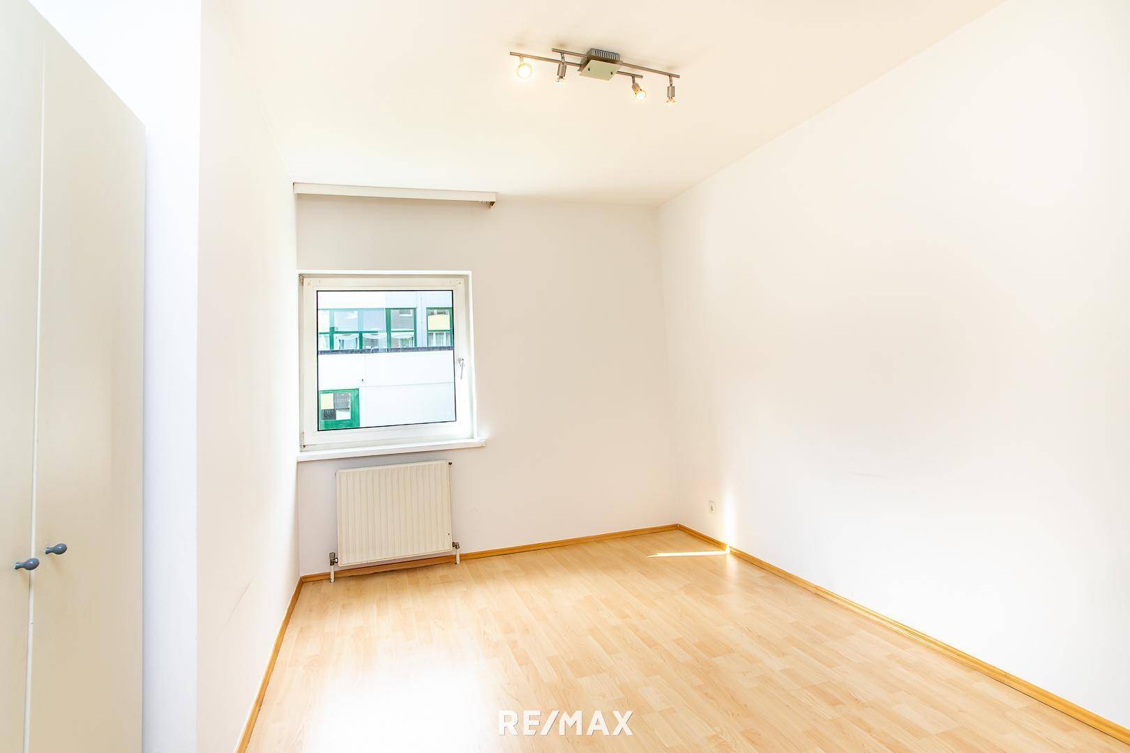 2. Schlafzimmer