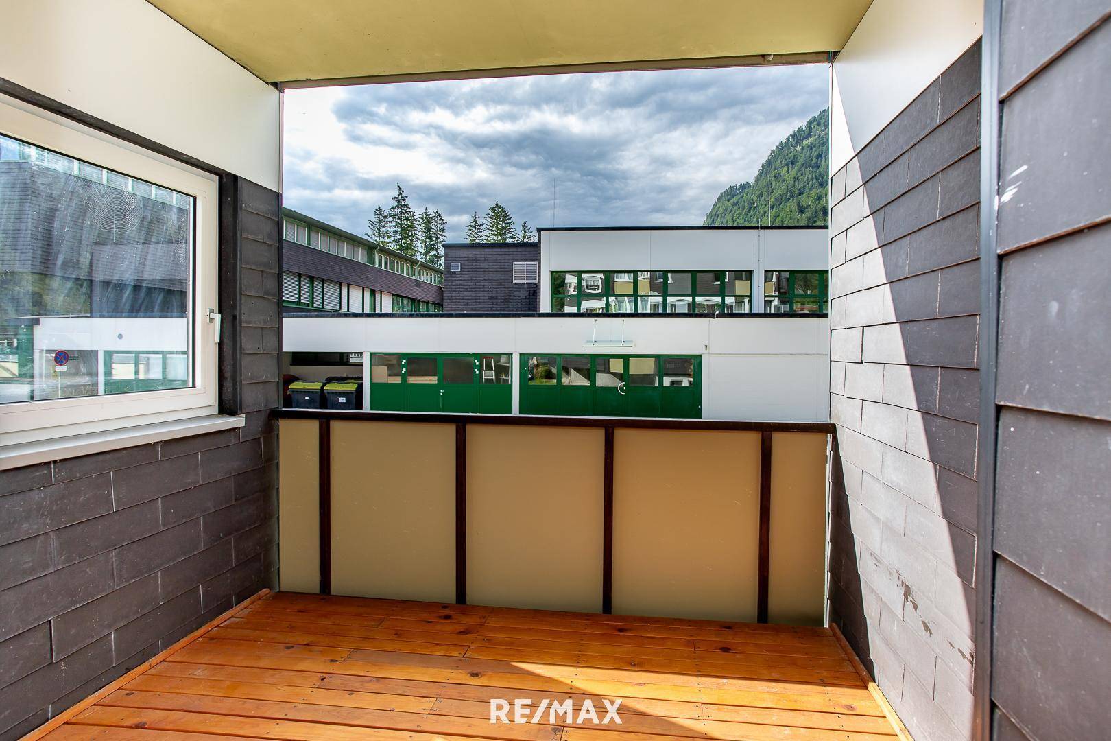 2. Loggia