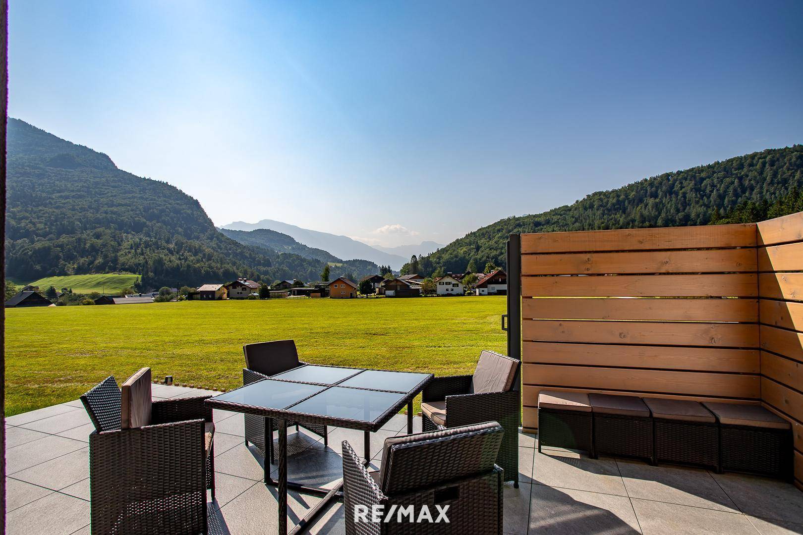 Terrasse Erdgeschoss