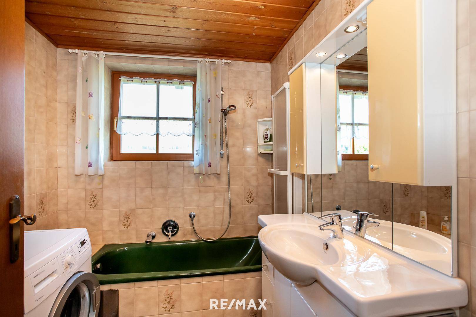 Badezimmer Erdgeschoss