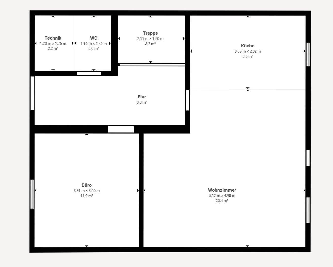 Grundriss des Erdgeschosses mit Wohnzimmer, Küche, Büro und WC.