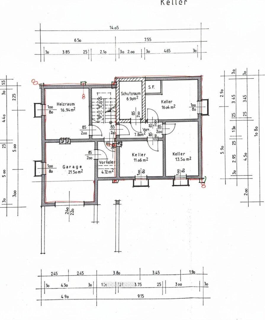 Grundriss des Kellers mit Heizraum, Garage und Lagerräumen.